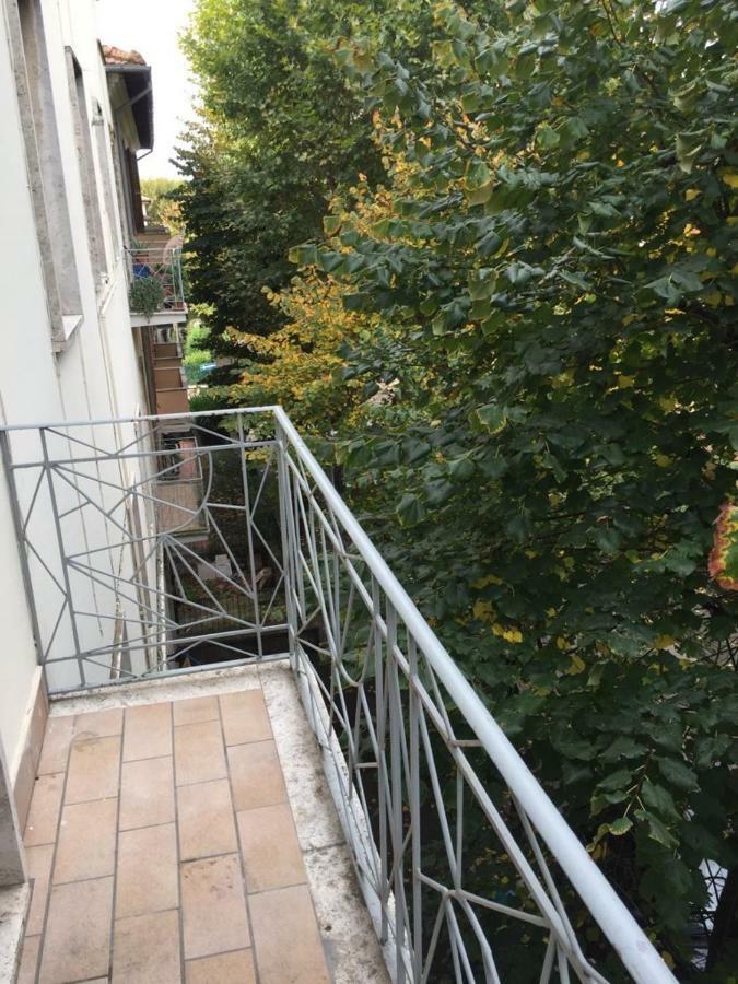 Appartamento A Viterbo Bagian luar foto