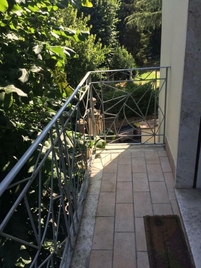 Appartamento A Viterbo Bagian luar foto